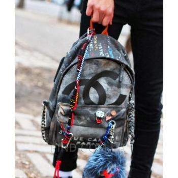 Рюкзак Chanel Graffiti Printed Canvas Backpack (9701) реплика