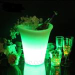 Емкость для льда с подсветкой и пультом Ice Bucket1
